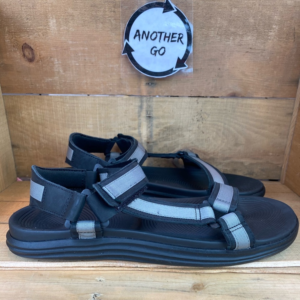 Men’s Sperry Regatta 2 Black And Gray Strap Sandal